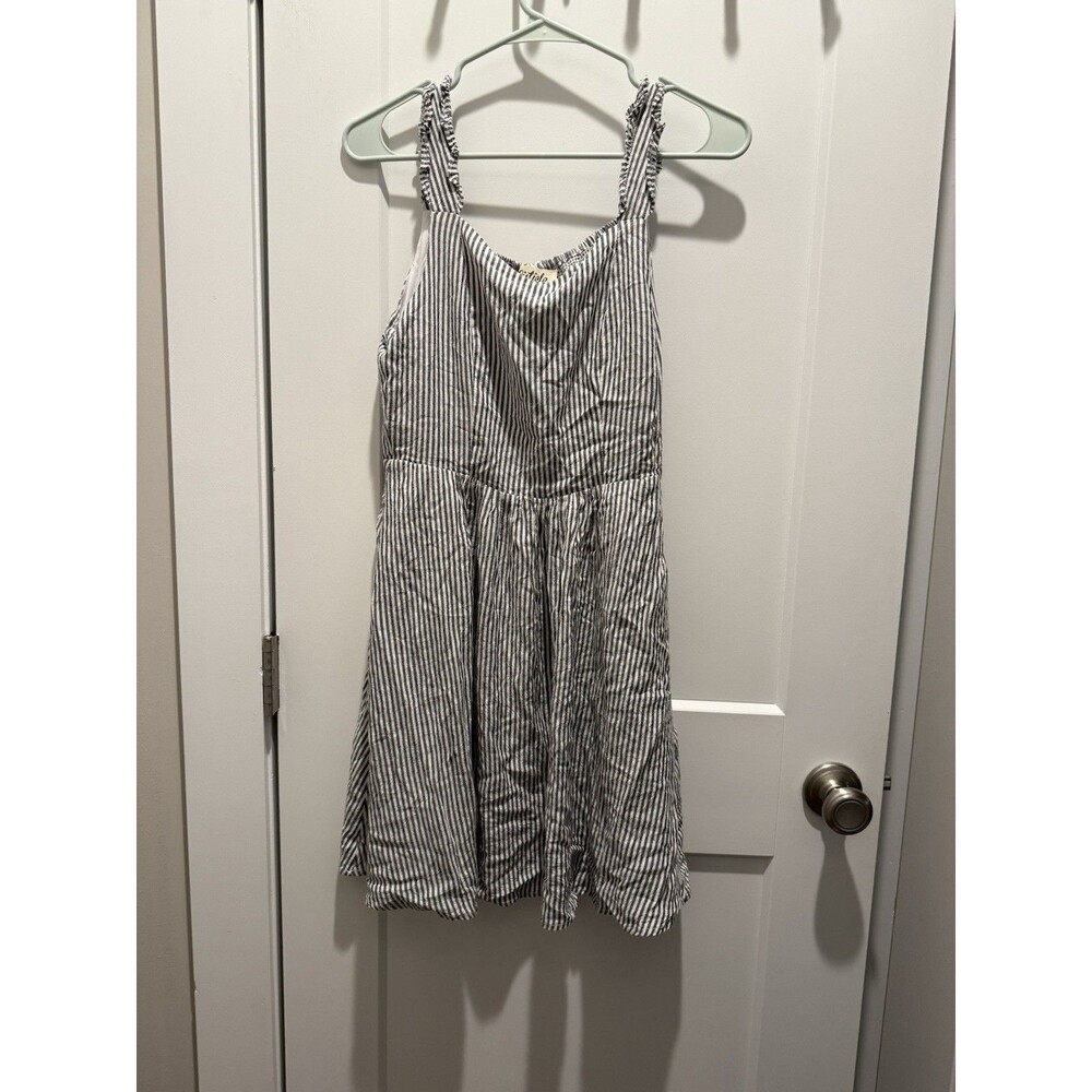 Gray & White Pinstripe Dress Size Medium Seersucker Ruffled Straps Ruched Back